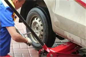 巧家附近拖车24小时服务热线电话